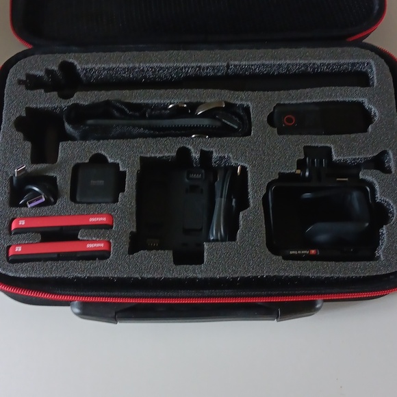 VGSION Action Camera Bundle With Hard Case,Tripod and Selfie-Stick - Picture 13 of 15